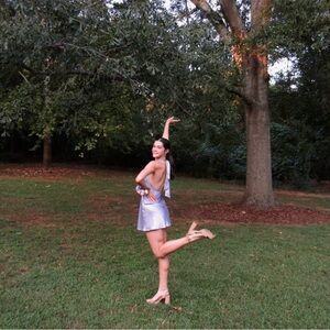 Meet your Posher, Hallie